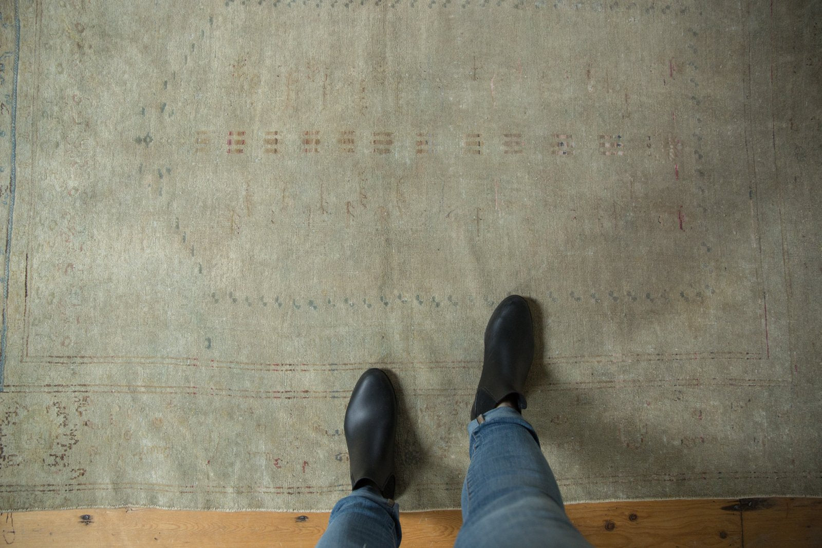 4.5x6.5 Vintage Distressed Sivas Rug // ONH Item ee003479 Image 1