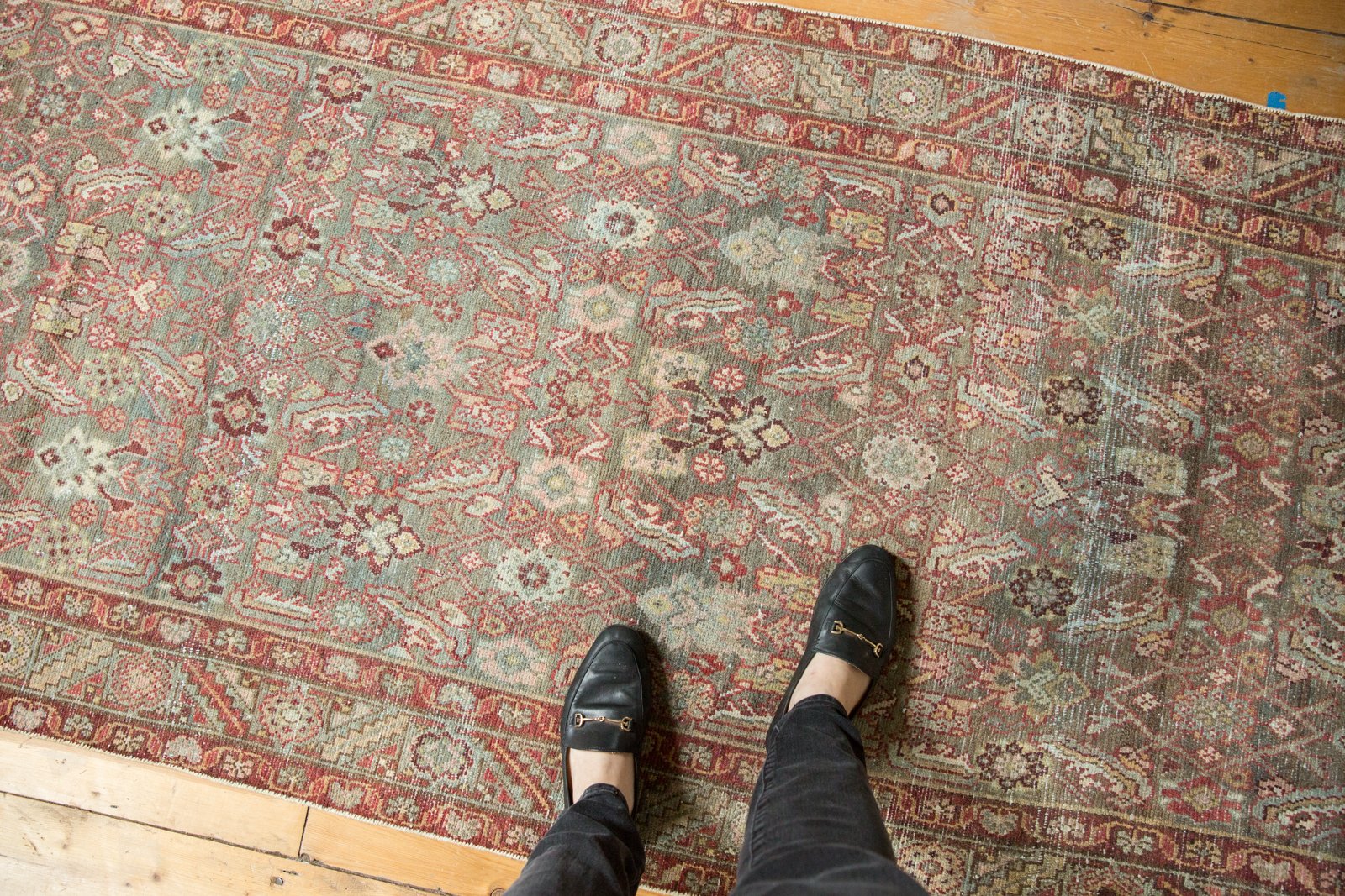  Vintage Distressed Malayer Rug Runner / Item ee003493 image 2