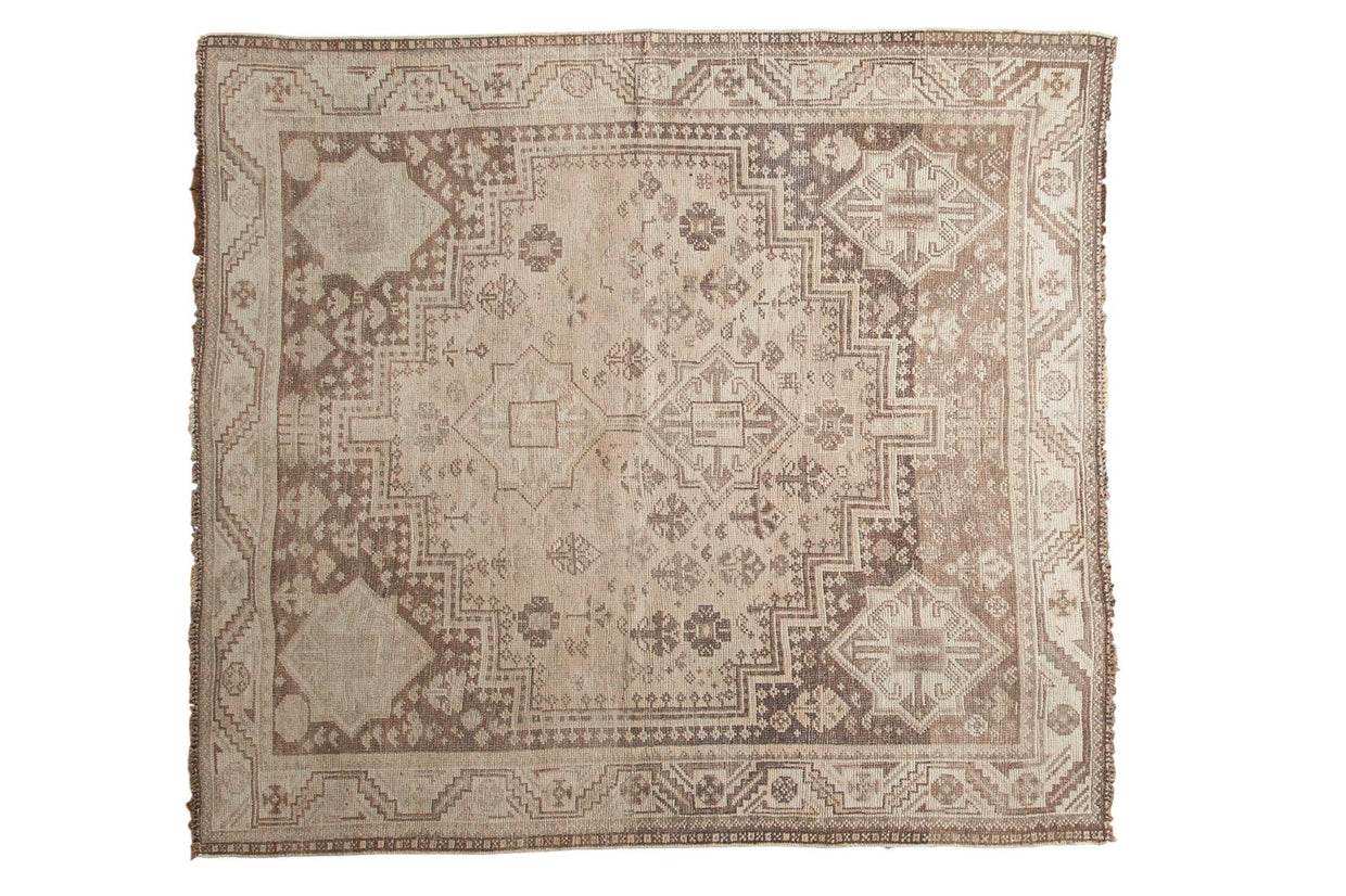5.5x6 Vintage Distressed Shiraz Square Carpet // ONH Item ee003509