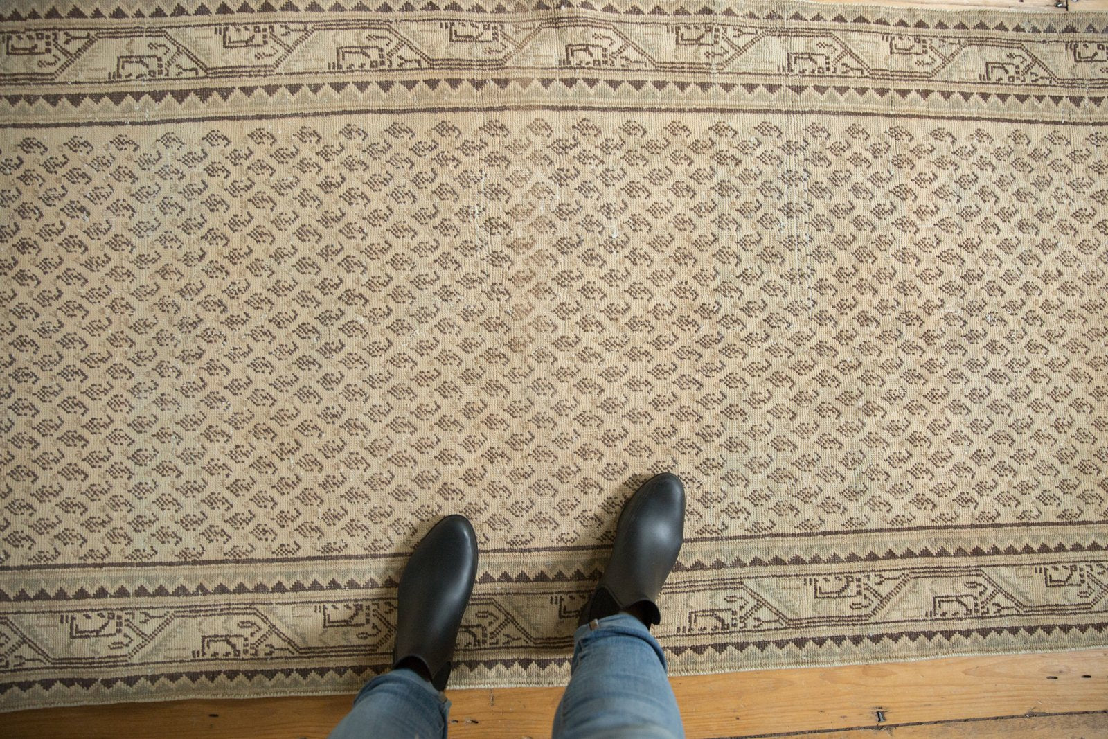 3.5x11 Vintage Distressed Mir Serbend Rug Runner // ONH Item ee003516 Image 1