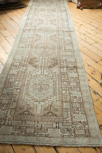  Vintage Distressed Serab Rug Runner / Item ee003521 image 6