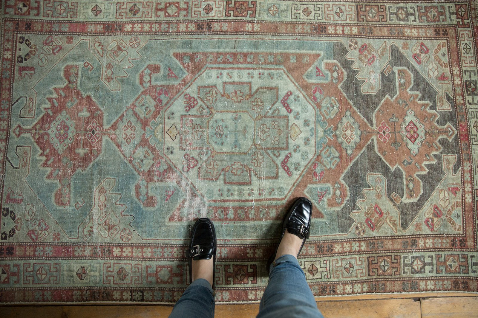 3.5x6 Vintage Distressed Malayer Rug // ONH Item ee003522 Image 1