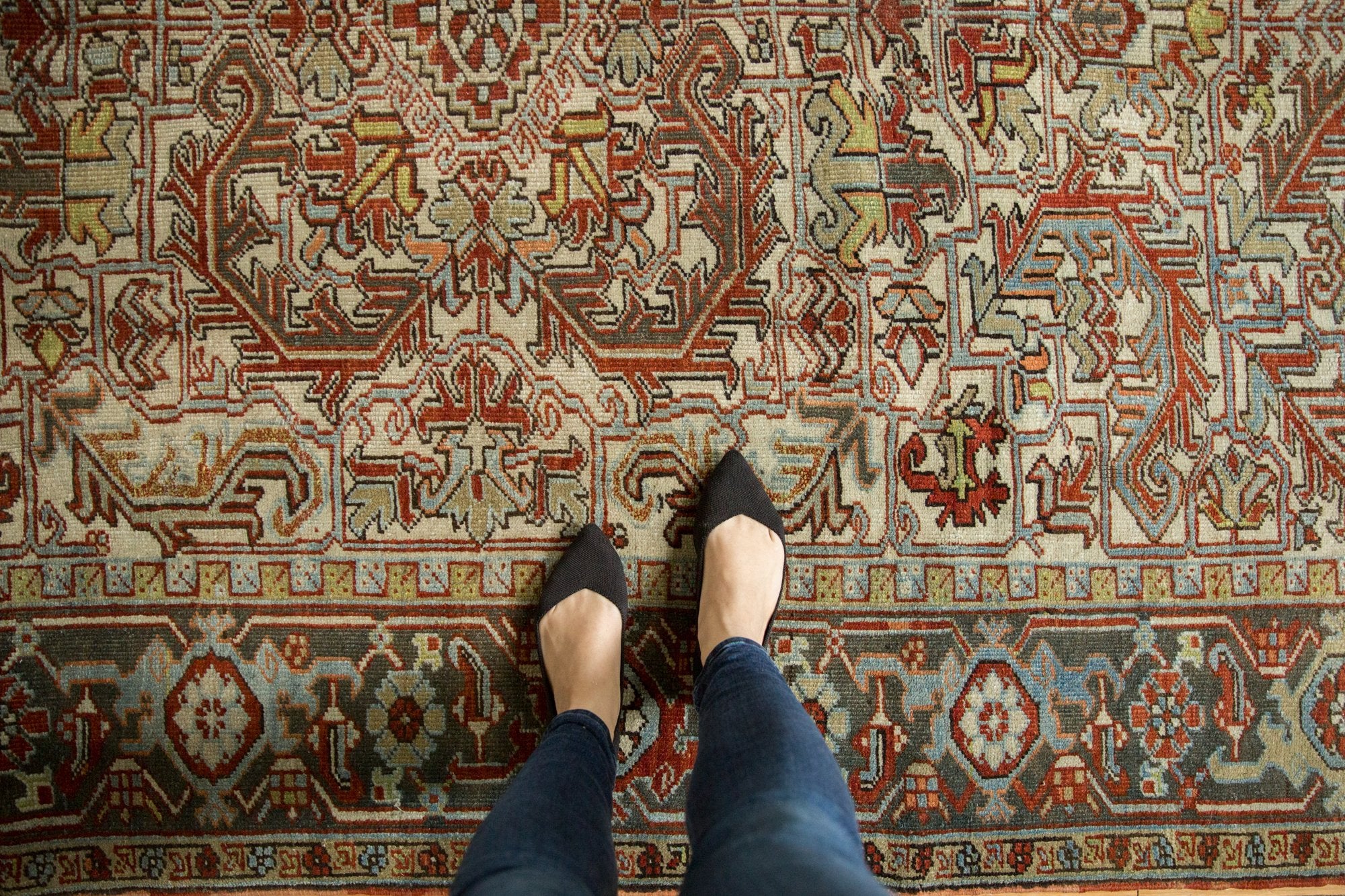 6x9 Vintage Distressed Mehrivan Carpet // ONH Item ee003553 Image 1