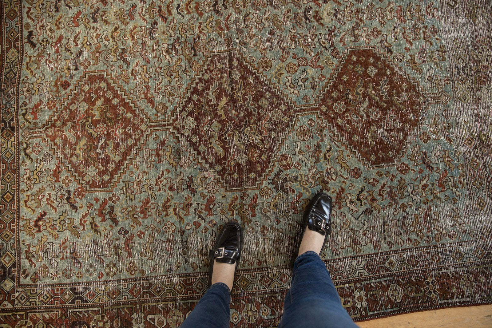 Vintage Distressed Qashqai Rug / ONH item ee003588 Image 1