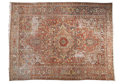 7.5x10.5 Vintage Distressed Heriz Carpet // ONH Item ee003590
