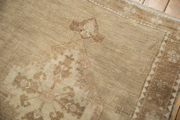 Vintage Distressed Oushak Carpet / ONH item ee003617 Image 5