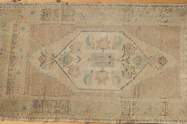 Vintage Distressed Oushak Rug / ONH item ee003654 Image 1