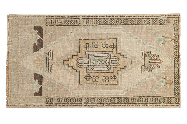 1.5x3 Vintage Distressed Oushak Rug Mat // ONH Item ee003659