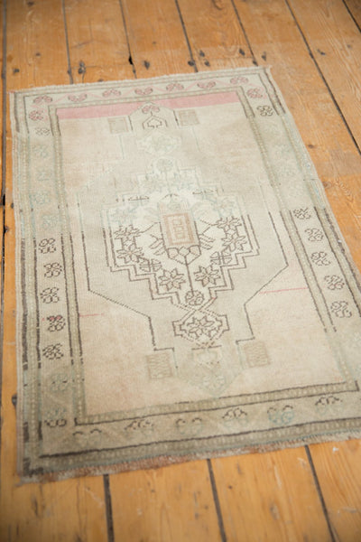 2x3 Vintage Distressed Oushak Rug Mat // ONH Item ee003667 Image 3