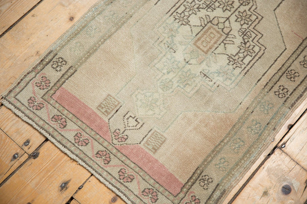 2x3 Vintage Distressed Oushak Rug Mat // ONH Item ee003667 Image 4