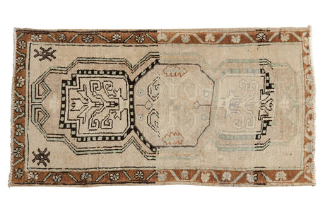 1.5x3.5 Vintage Distressed Oushak Rug Mat Runner // ONH Item ee003668