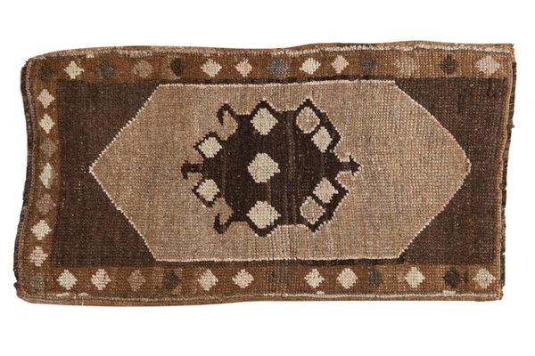 1.5x3 Vintage Oushak Rug Mat // ONH Item ee003671