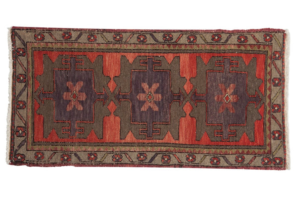 Vintage Oushak Rug Mat Runner / ONH item ee003674