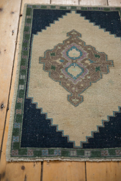 1.5x3 Vintage Distressed Oushak Rug Mat // ONH Item ee003679 Image 4