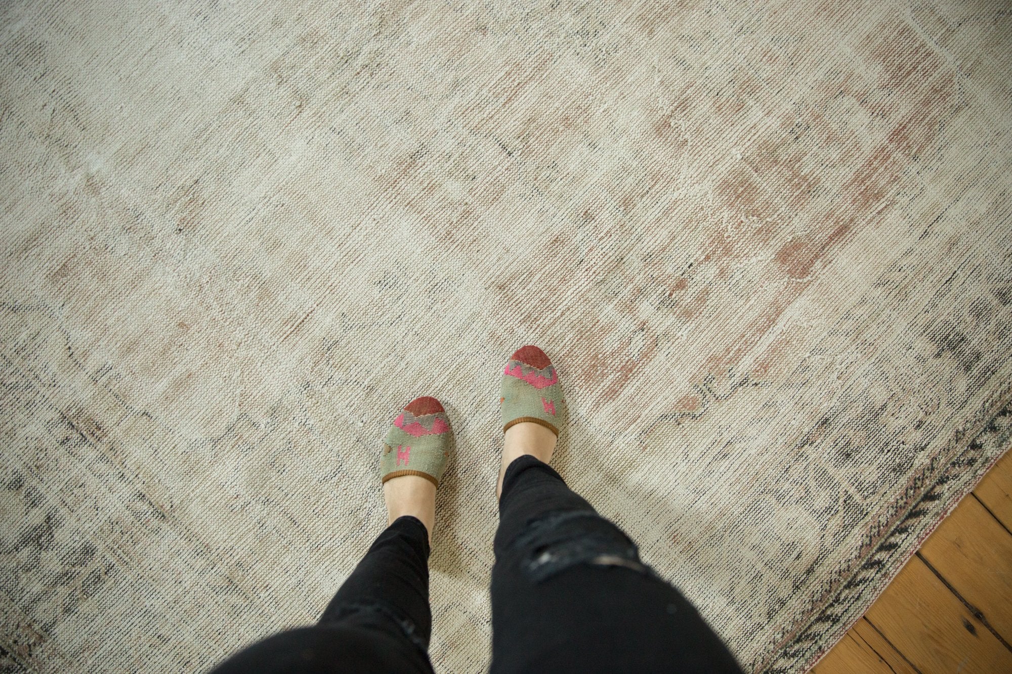 9.5x12.5 Vintage Distressed Oushak Carpet // ONH Item ee003731 Image 1