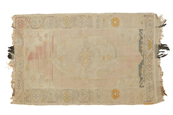 2.5x4 Vintage Distressed Oushak Rug // ONH Item ee003768