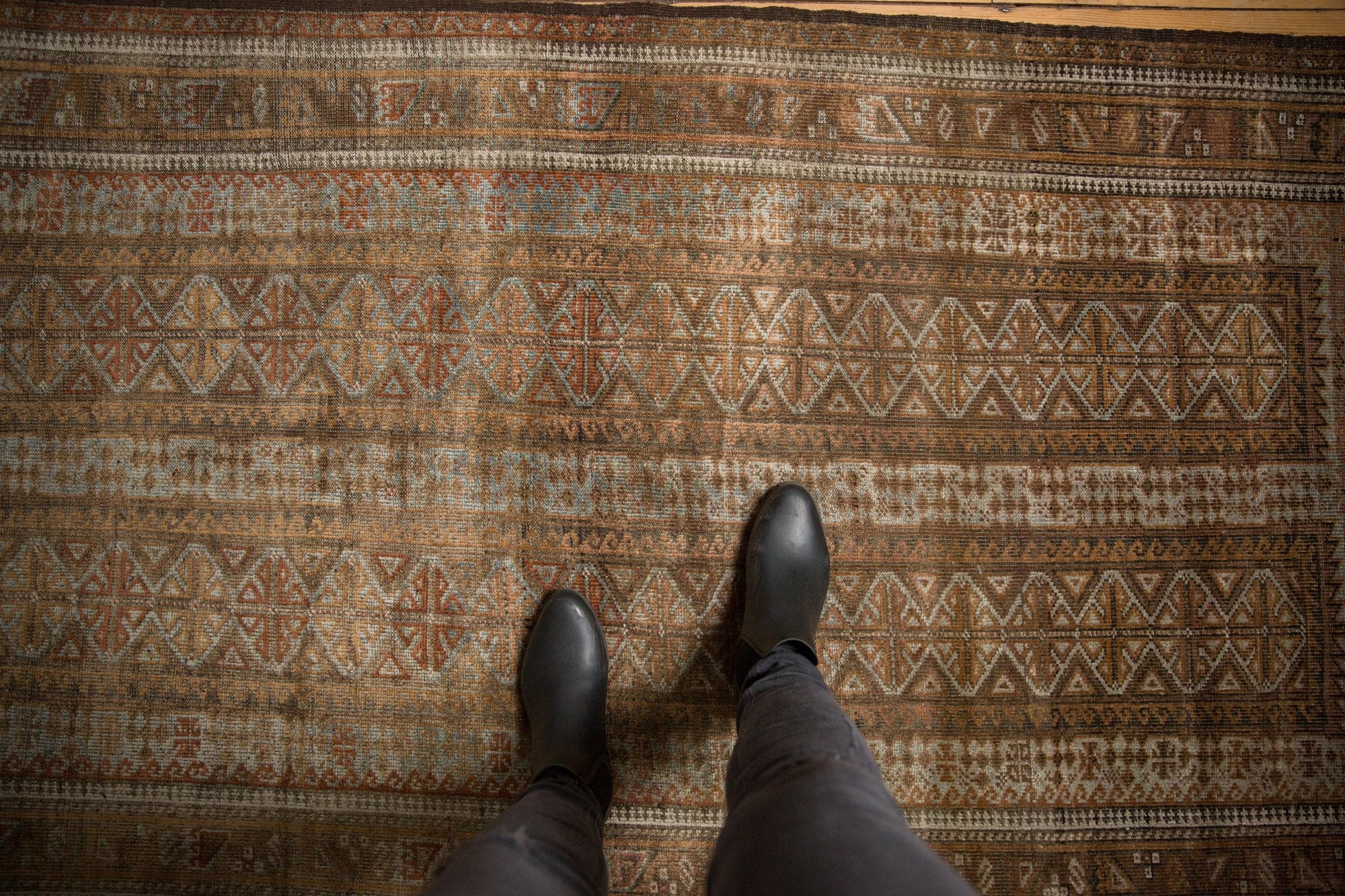 4x7 Vintage Distressed Belouch Rug // ONH Item ee003788 Image 1