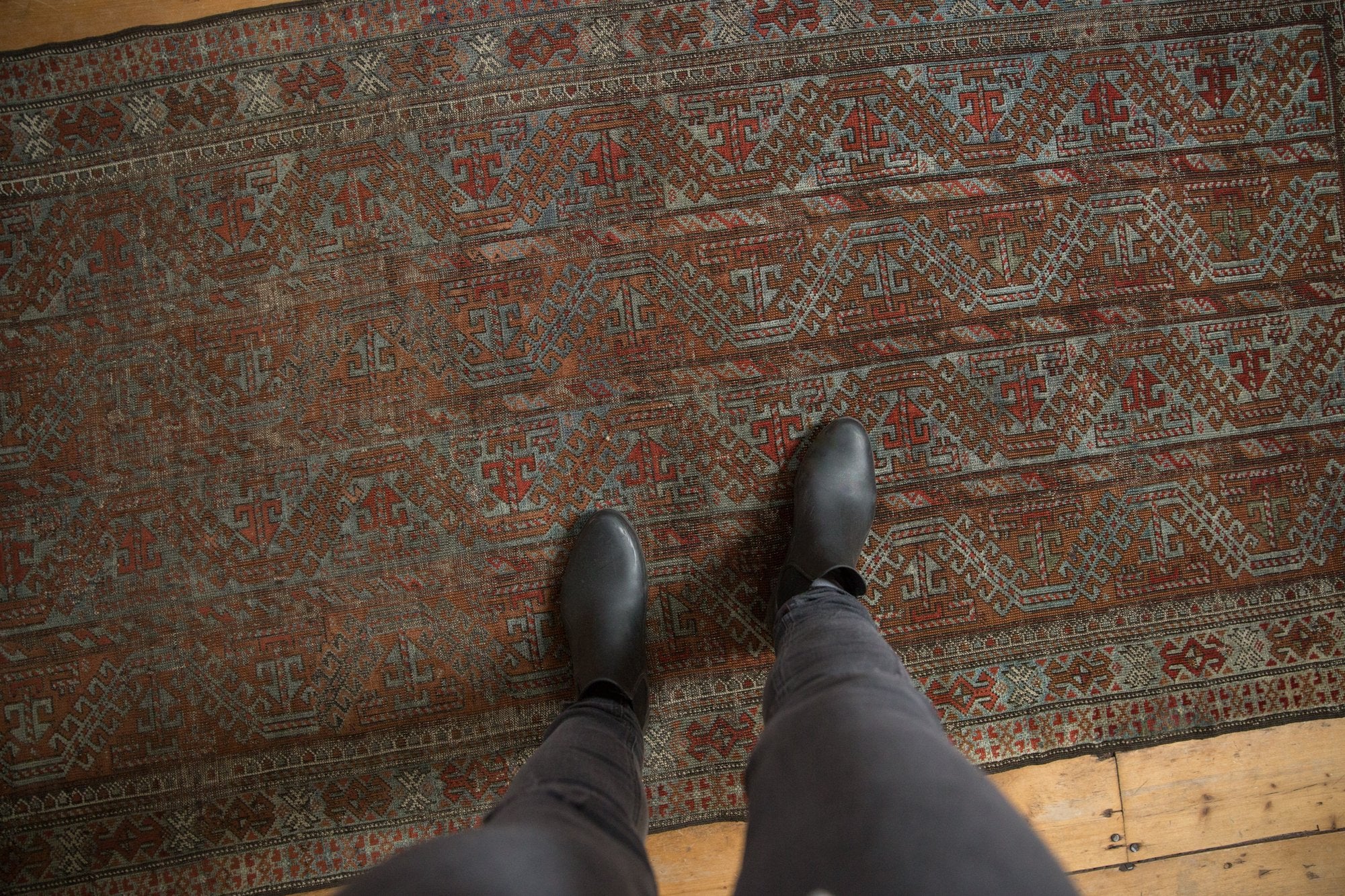 3.5x6.5 Vintage Distressed Belouch Rug // ONH Item ee003805 Image 1