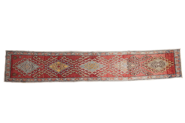 1.5x9 Vintage Distressed Oushak Rug Runner // ONH Item ee003820