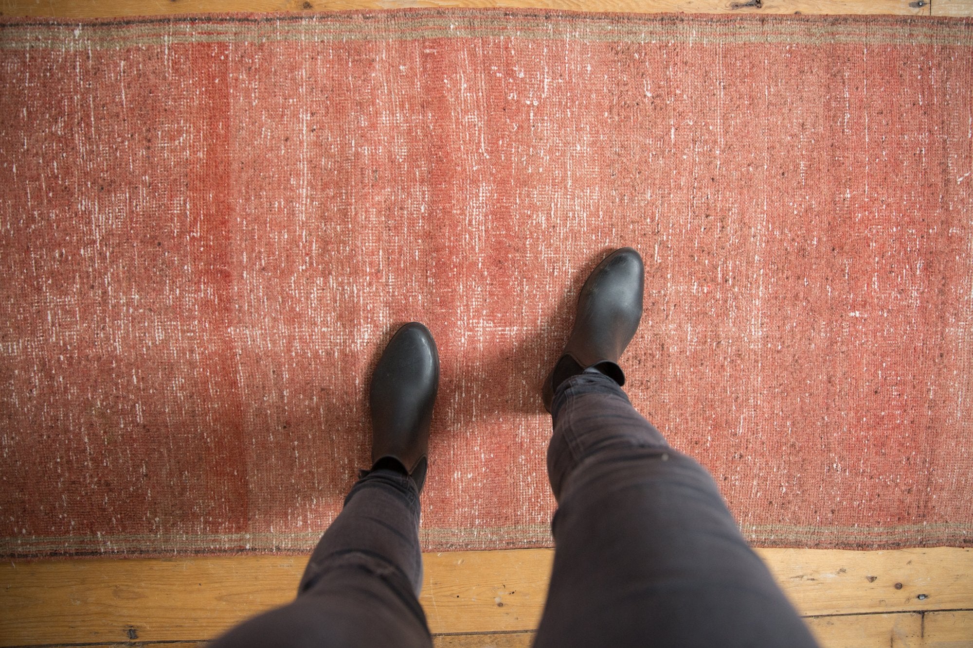 2.5x8.5 Vintage Distressed Fragment Oushak Rug Runner // ONH Item ee003834 Image 1