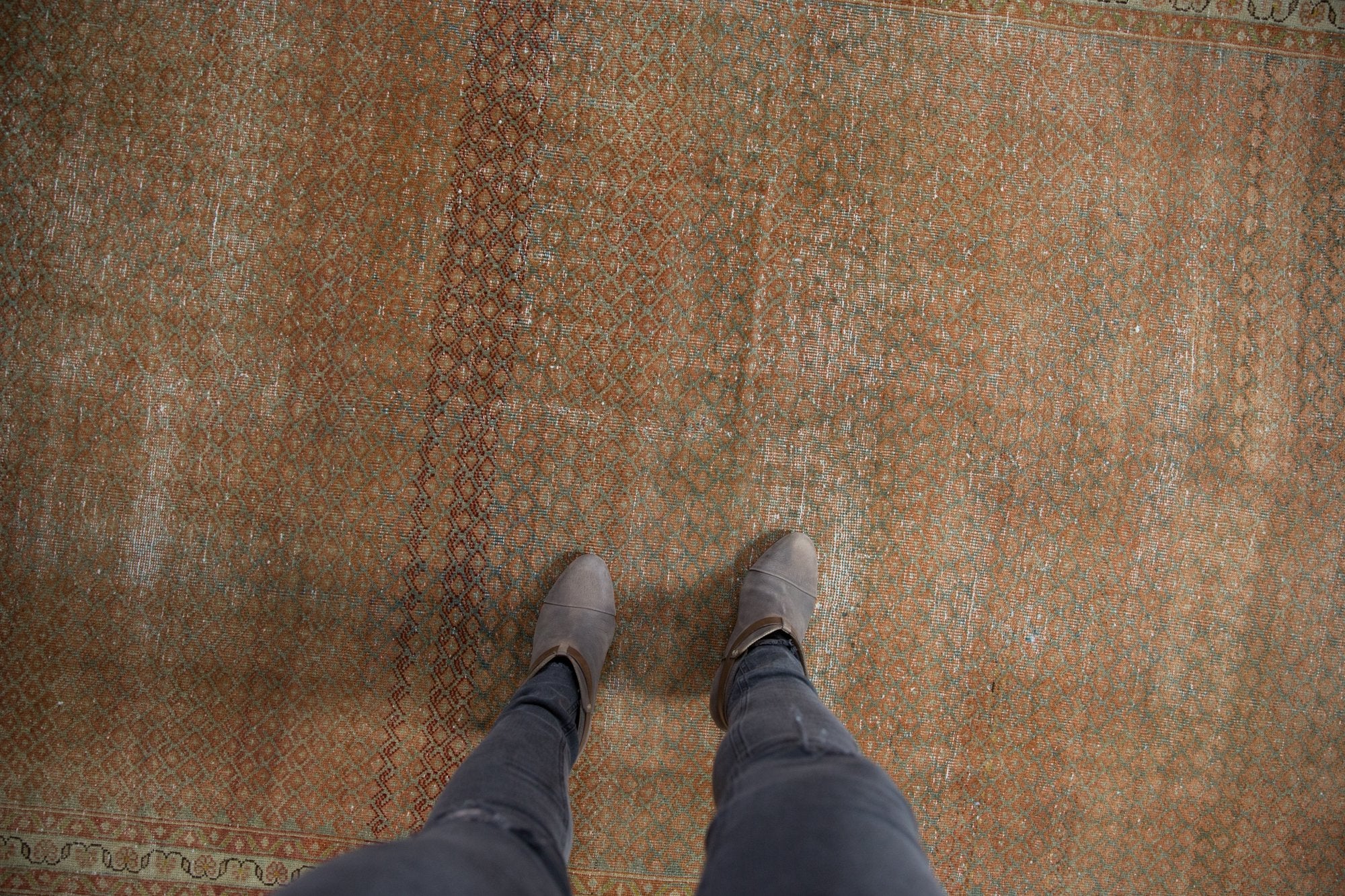 4.5x7 Vintage Distressed Fragment Serbend Rug // ONH Item ee003845 Image 1