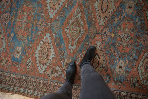 5.5x7.5 Antique Distressed Soumac Carpet // ONH Item ee003851 Image 1