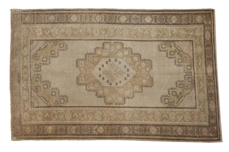 Vintage Distressed Oushak Rug / ONH item ee004028