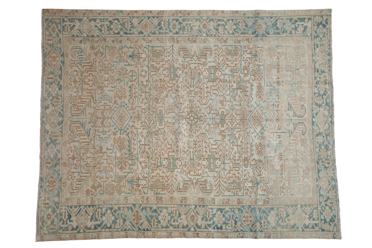 7x9 Vintage Distressed Mehrivan Carpet // ONH Item ee004098