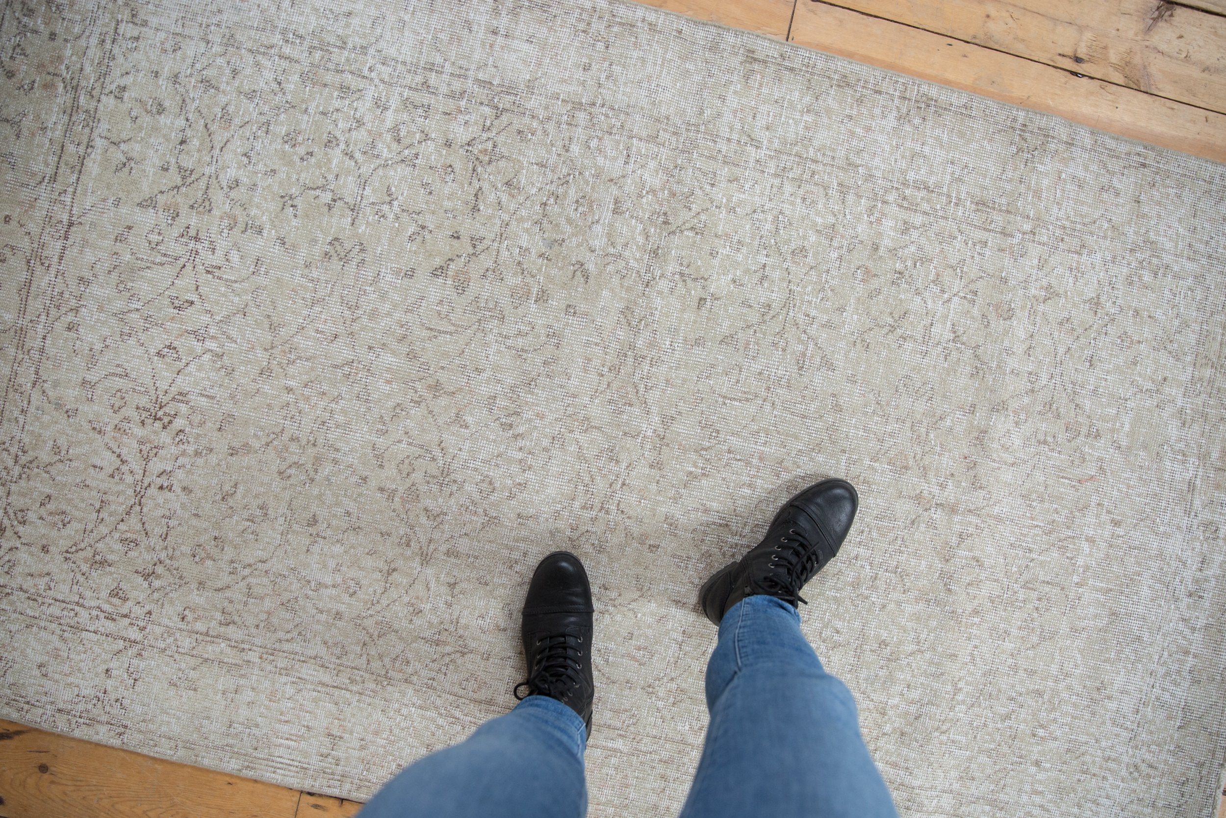 4x6.5 Vintage Distressed Sparta Rug // ONH Item ee004112 Image 1