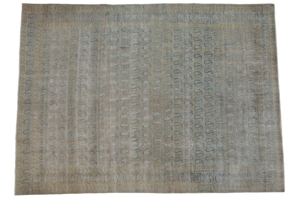 9.5x13 Vintage Distressed Meshed Carpet // ONH Item ee004131