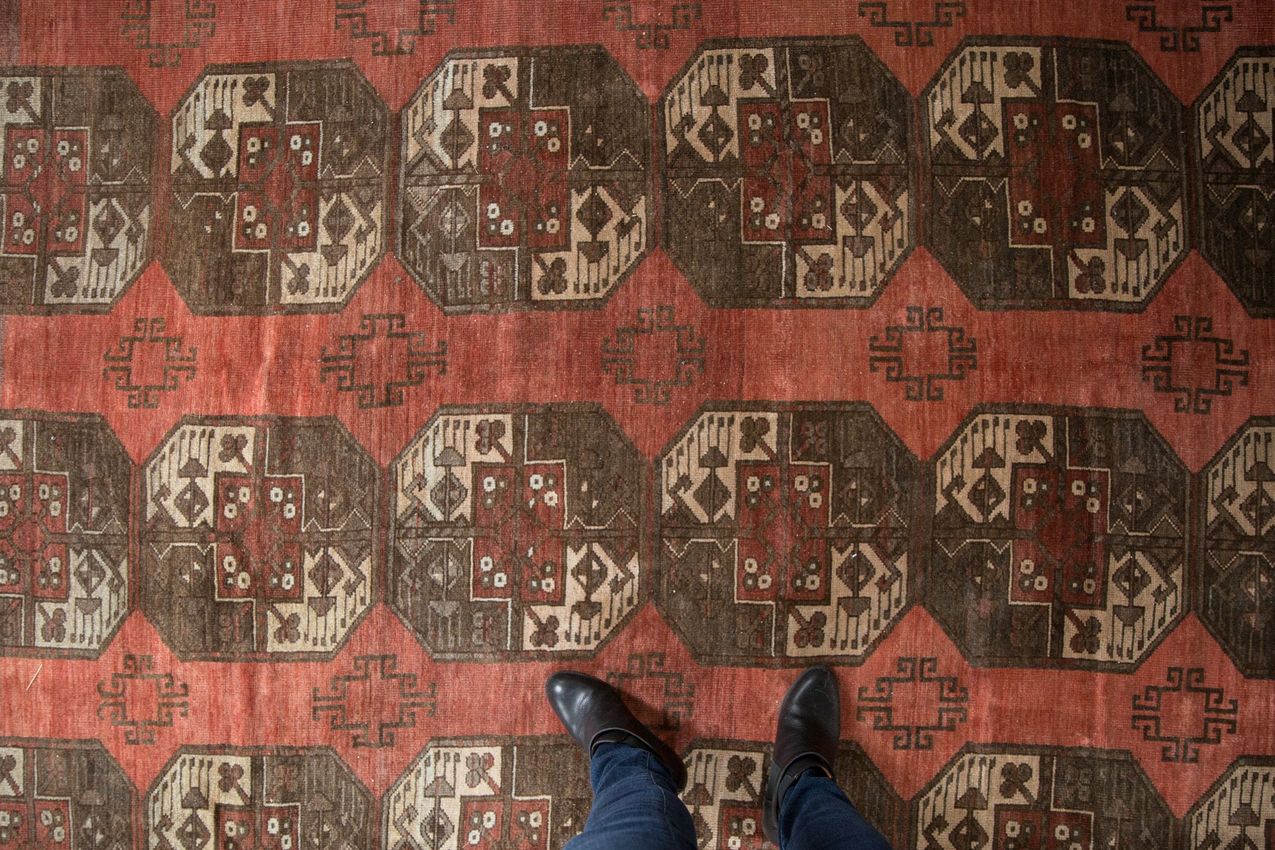 9.5x12 Vintage Distressed Ersari Carpet // ONH Item ee004176 Image 1