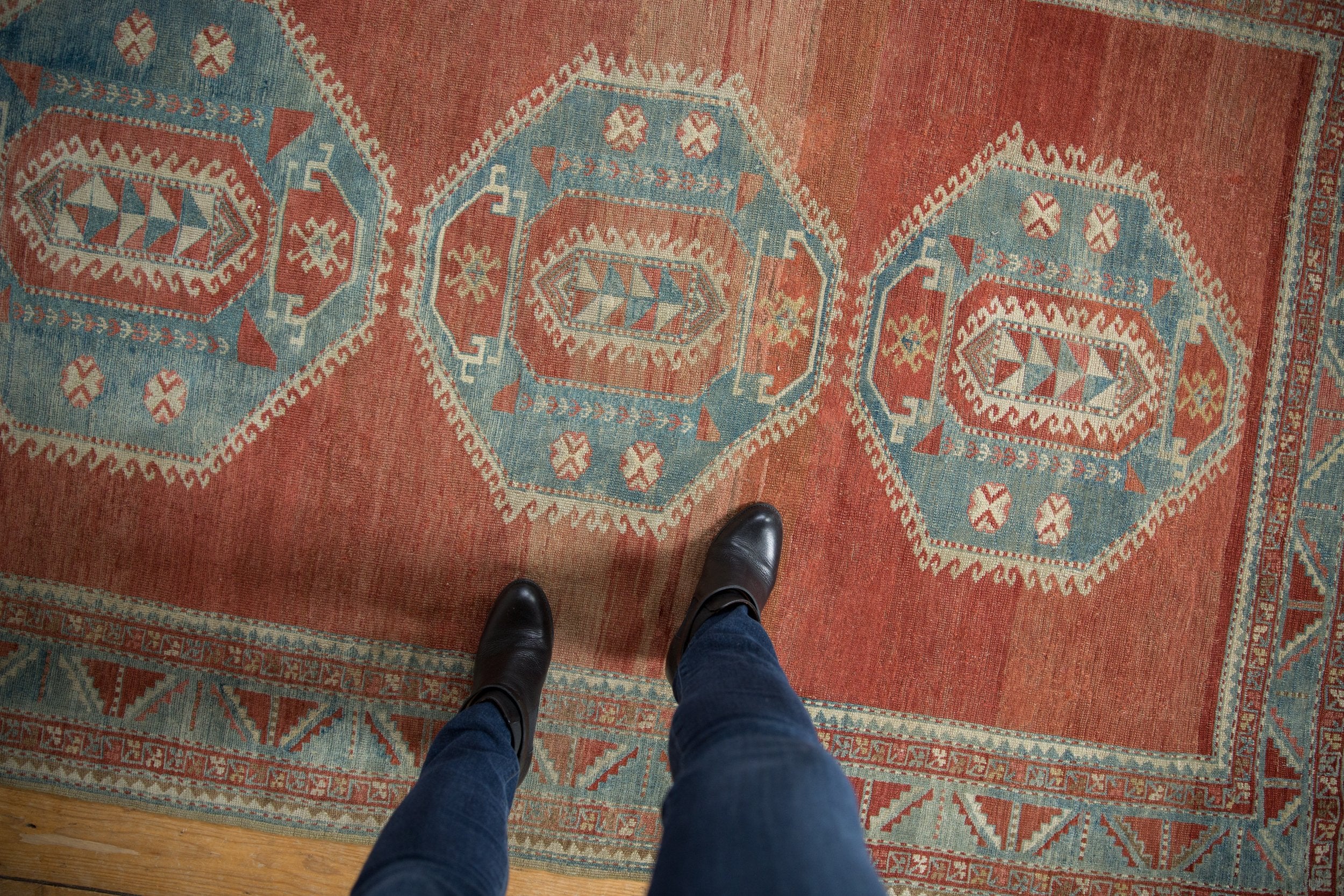 4.5x7.5 Vintage Distressed Caucasian Rug // ONH Item ee004184 Image 1