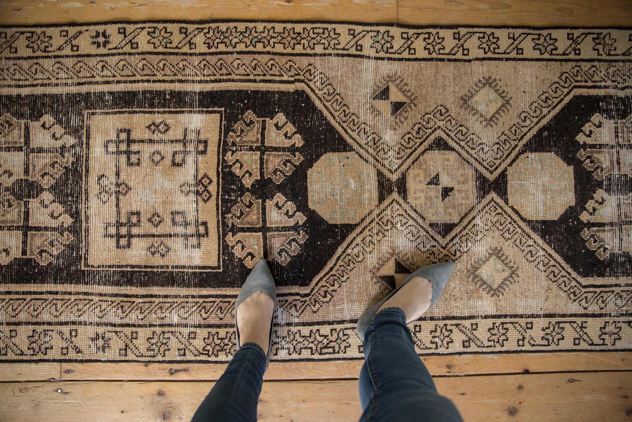 2.5x9.5 Vintage Distressed Fragment Oushak Rug Runner // ONH Item ee004233 Image 1