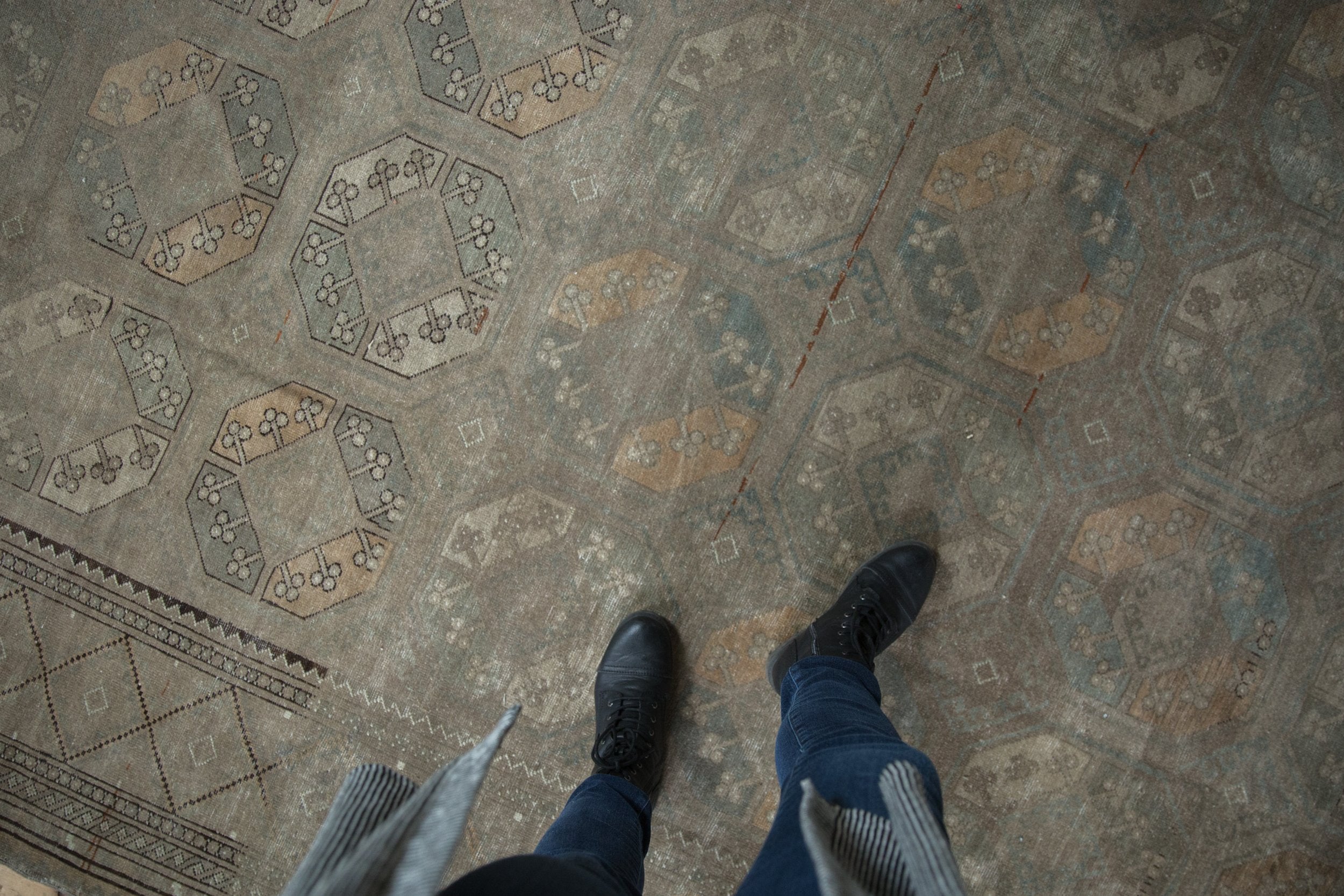 7.5x15.5 Vintage Distressed Ersari Carpet Runner // ONH Item ee004241 Image 1