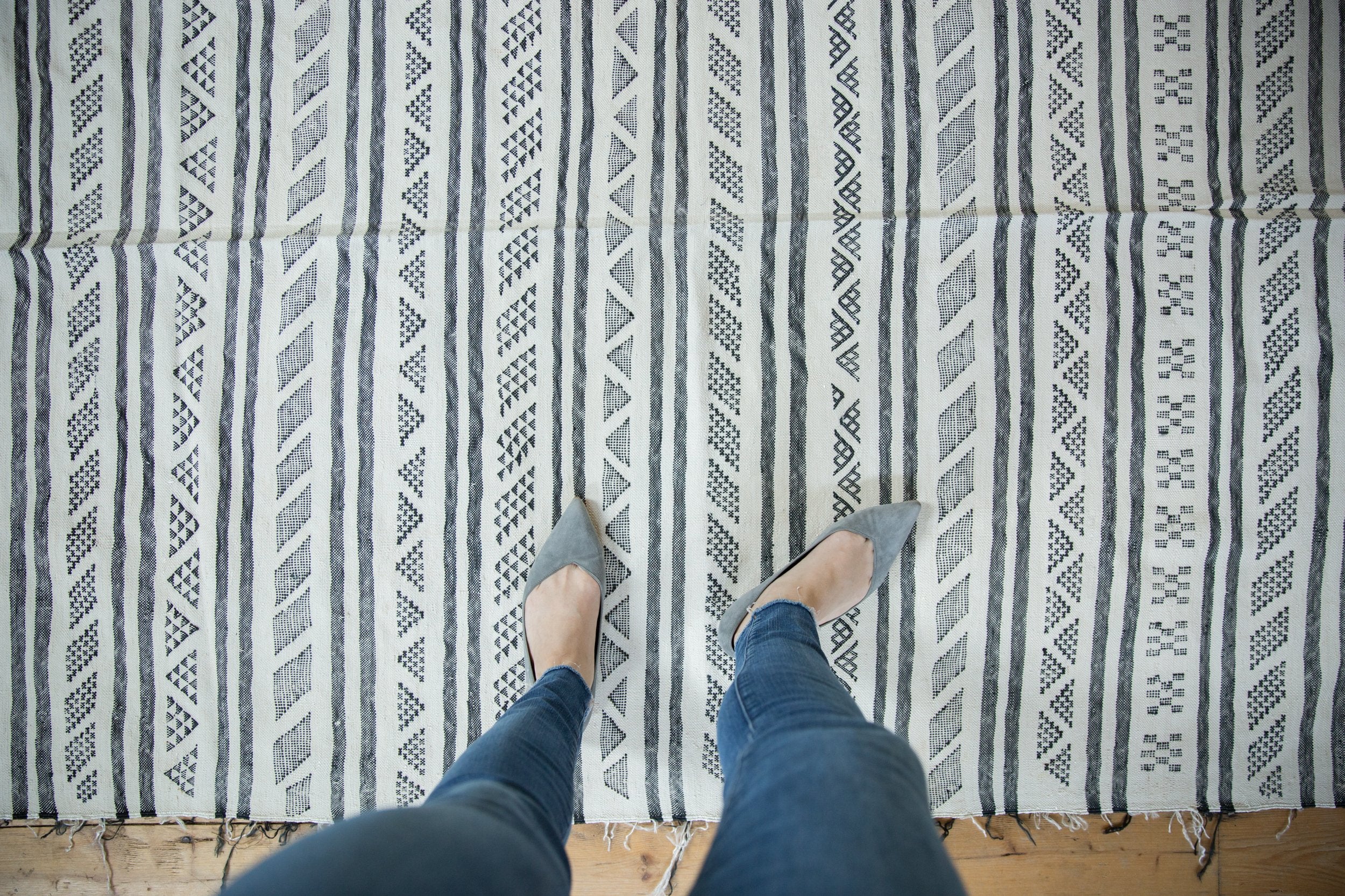 4.5x8 Vintage Moroccan Kilim Rug // ONH Item ee004262 Image 1