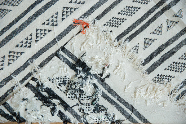 4.5x8 Vintage Moroccan Kilim Rug // ONH Item ee004262 Image 6