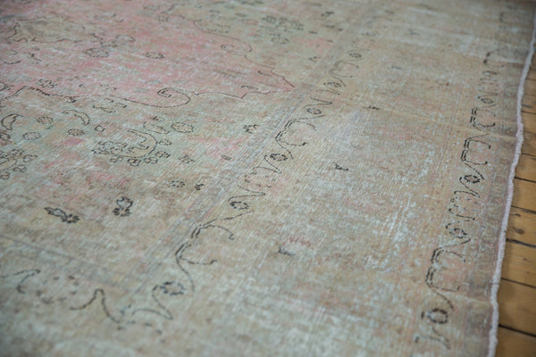 9.5x12.5 Vintage Distressed Meshed Carpet // ONH Item ee004321 Image 3