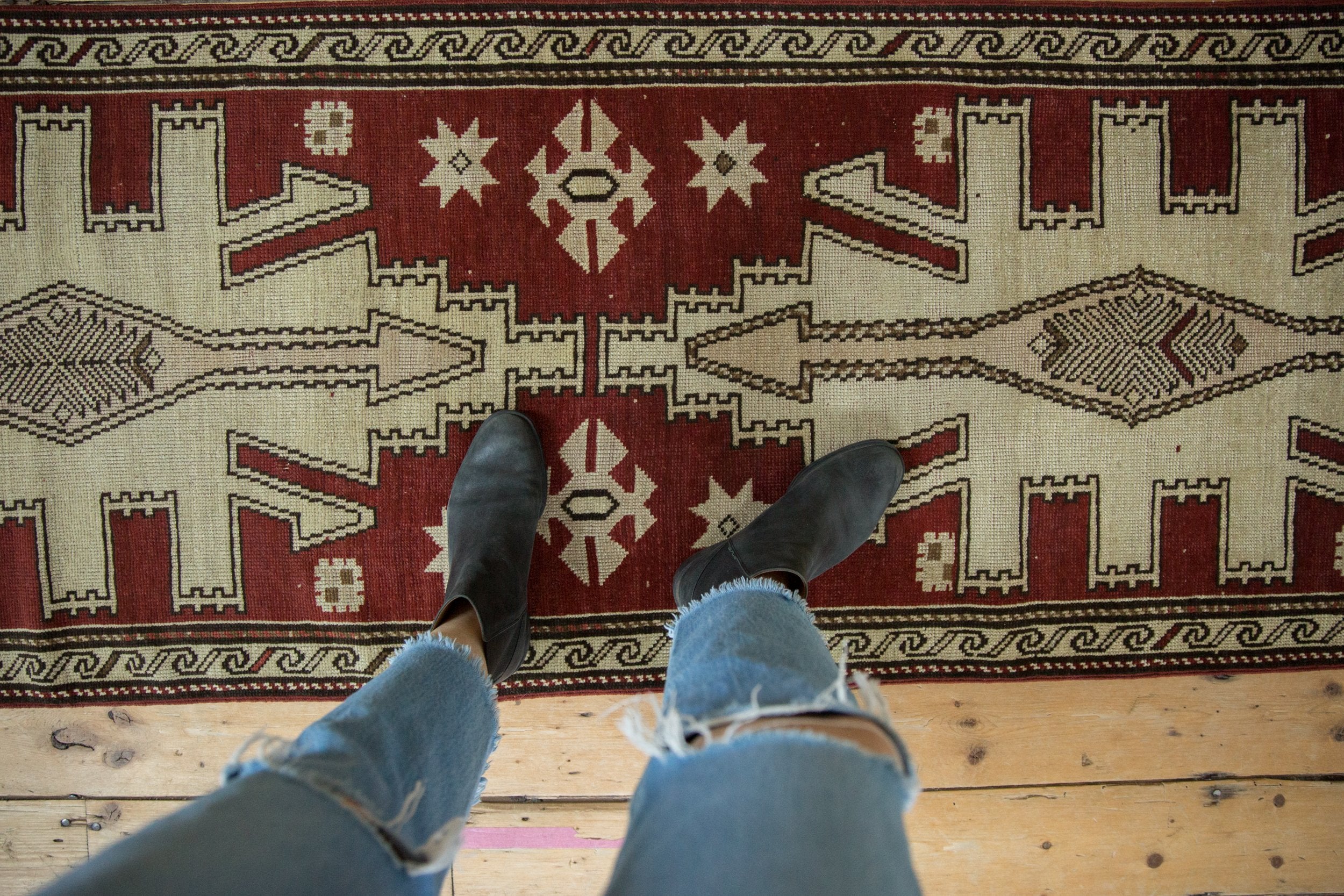 2.5x8 Vintage Distressed Oushak Rug Runner // ONH Item ee004338 Image 1