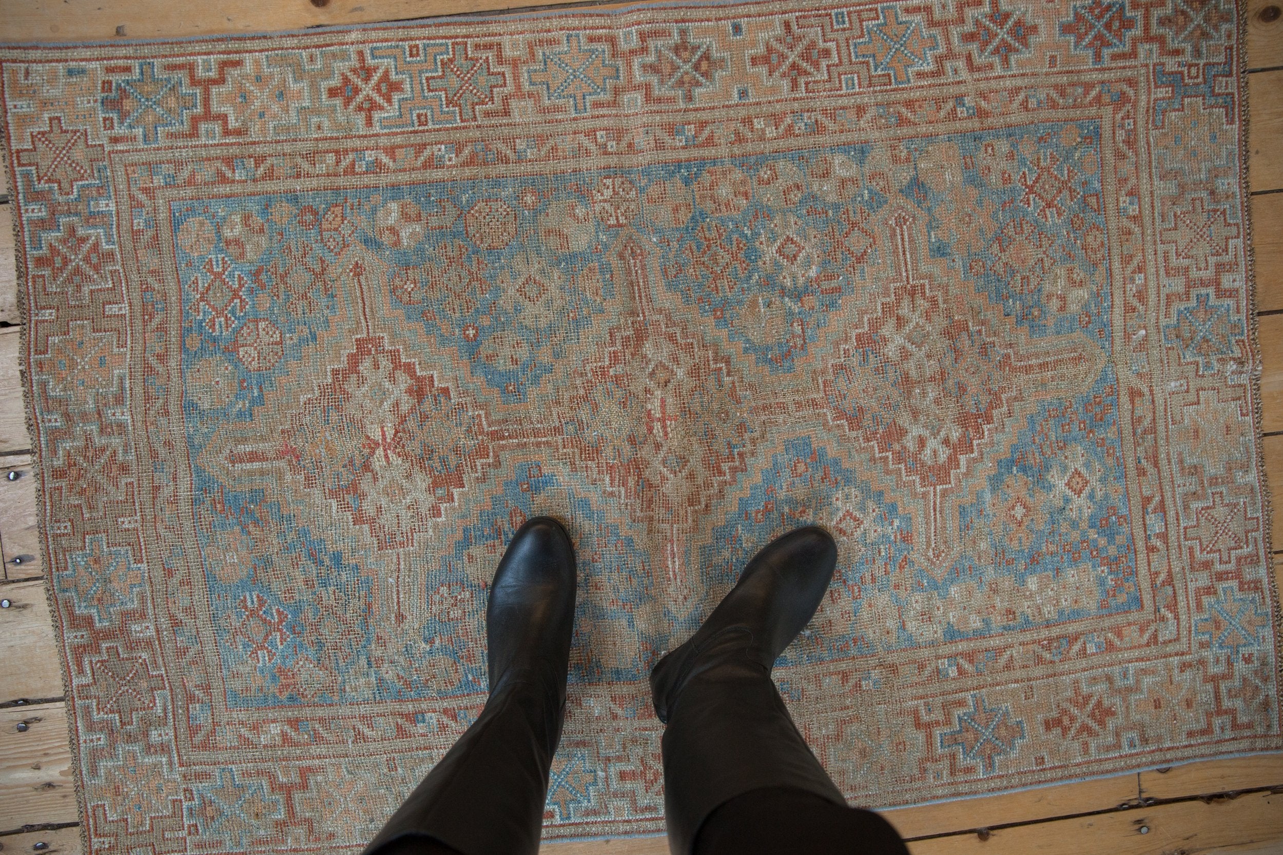 3x4.5 Vintage Distressed Shiraz Rug // ONH Item ee004403 Image 1