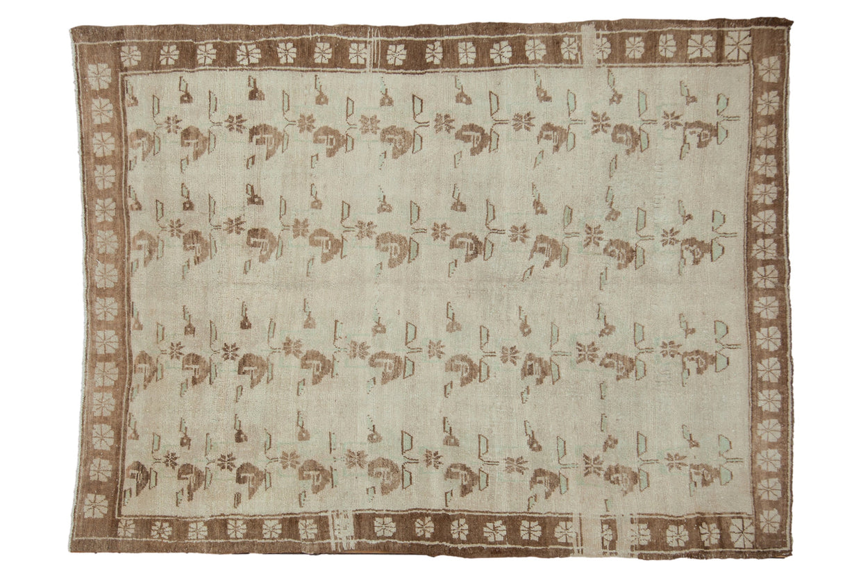 6x8.5 Vintage Distressed Oushak Carpet // ONH Item ee004412