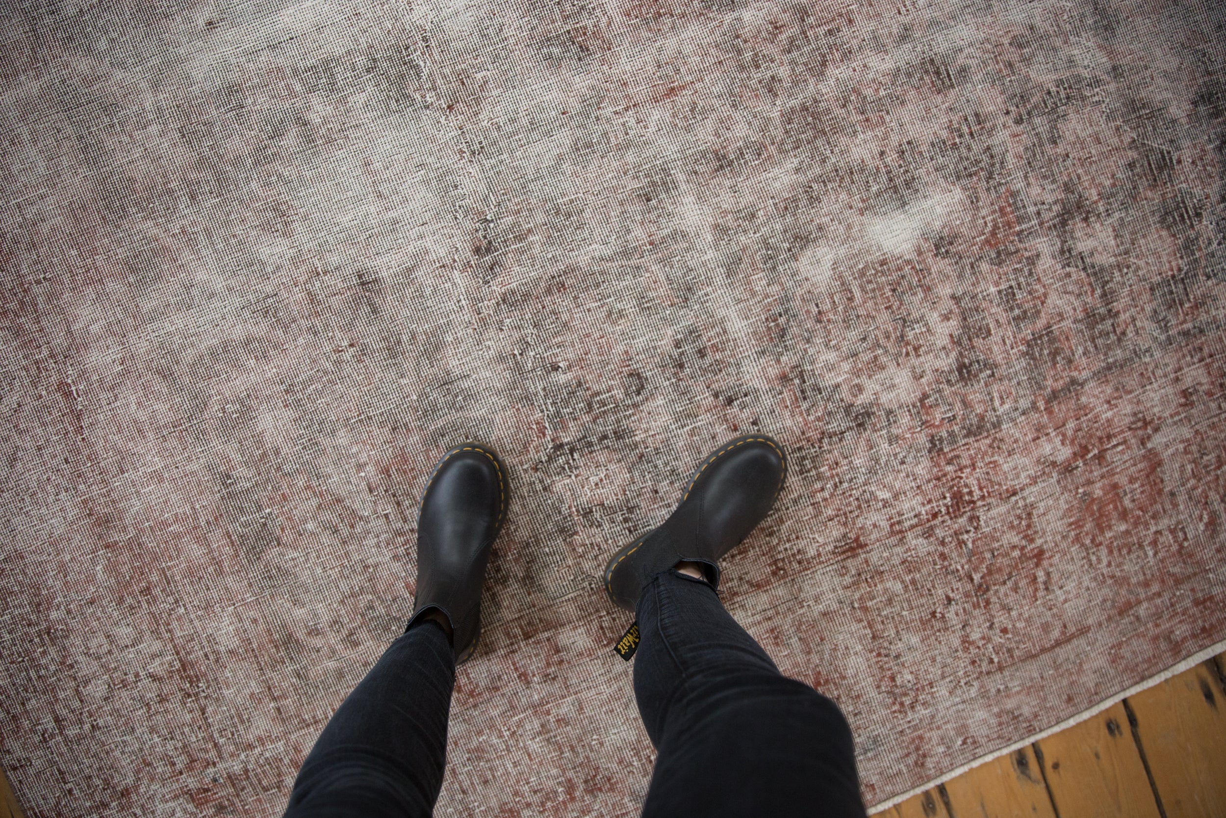 8x12 Vintage Distressed Sparta Carpet // ONH Item ee004421 Image 1