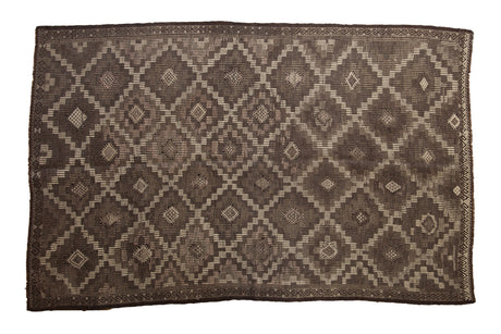 6x9.5 Vintage Distressed Jijim Carpet // ONH Item ee004448