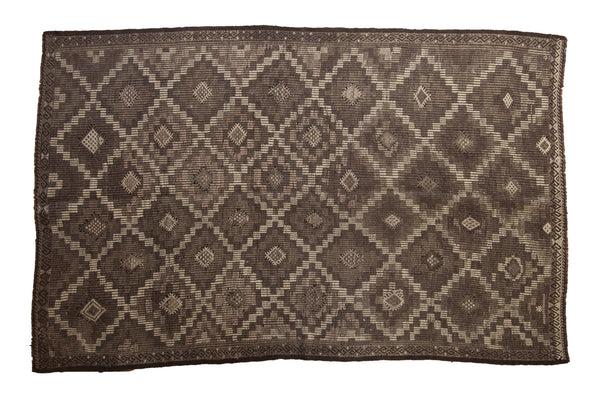 6x9.5 Vintage Distressed Jijim Carpet // ONH Item ee004448