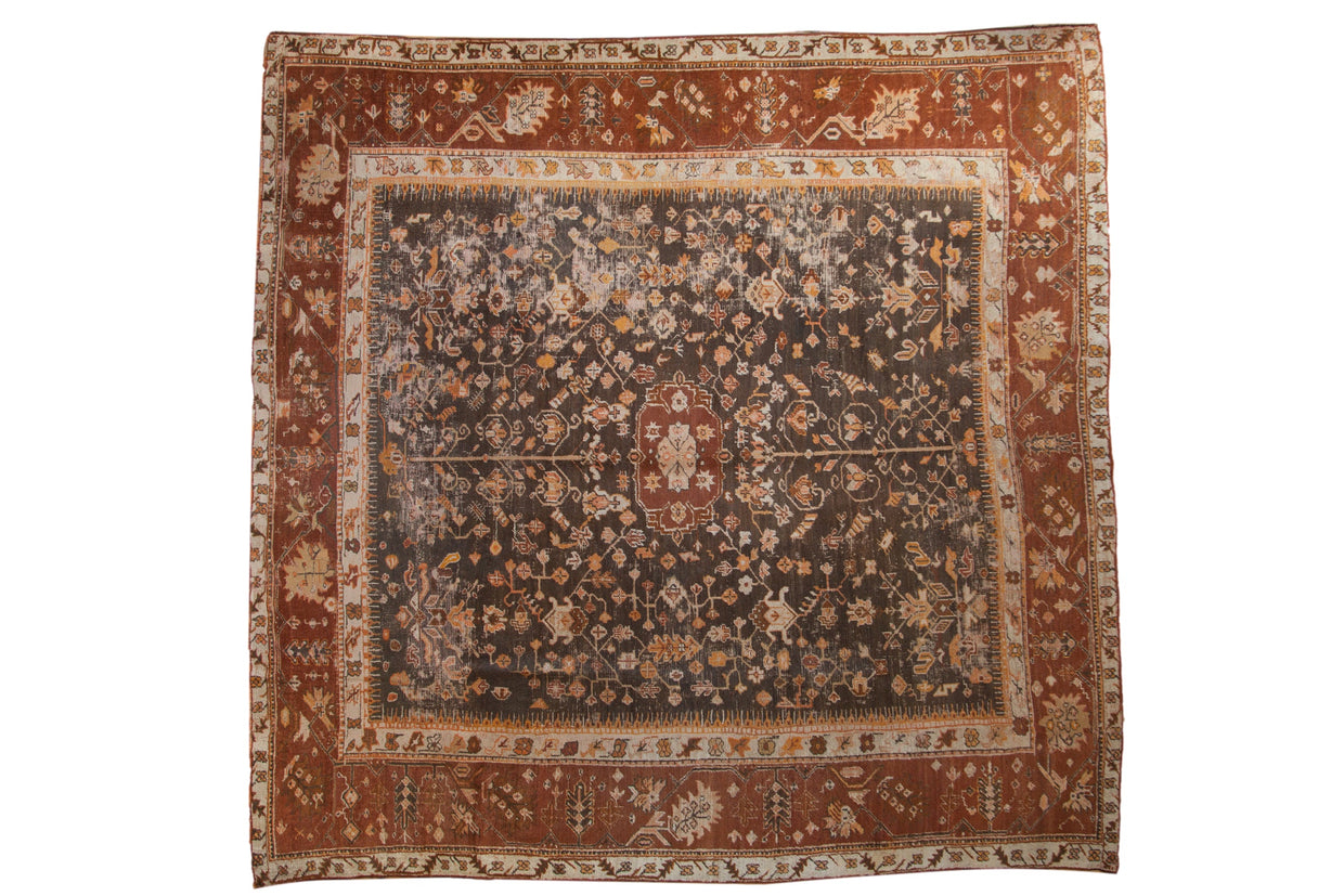 10.5x10.5 Vintage Oushak Square Carpet // ONH Item ee004451