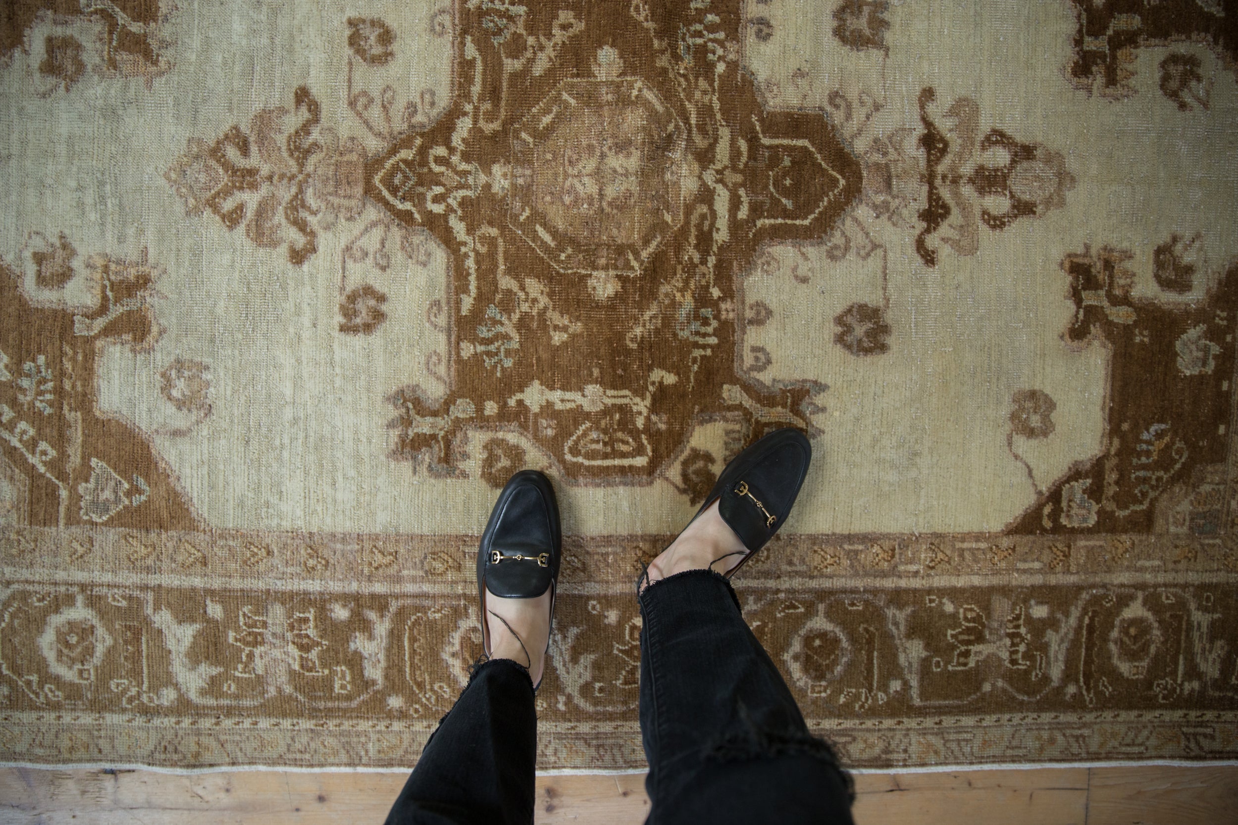 5x7 Vintage Distressed Oushak Rug // ONH Item ee004455 Image 1