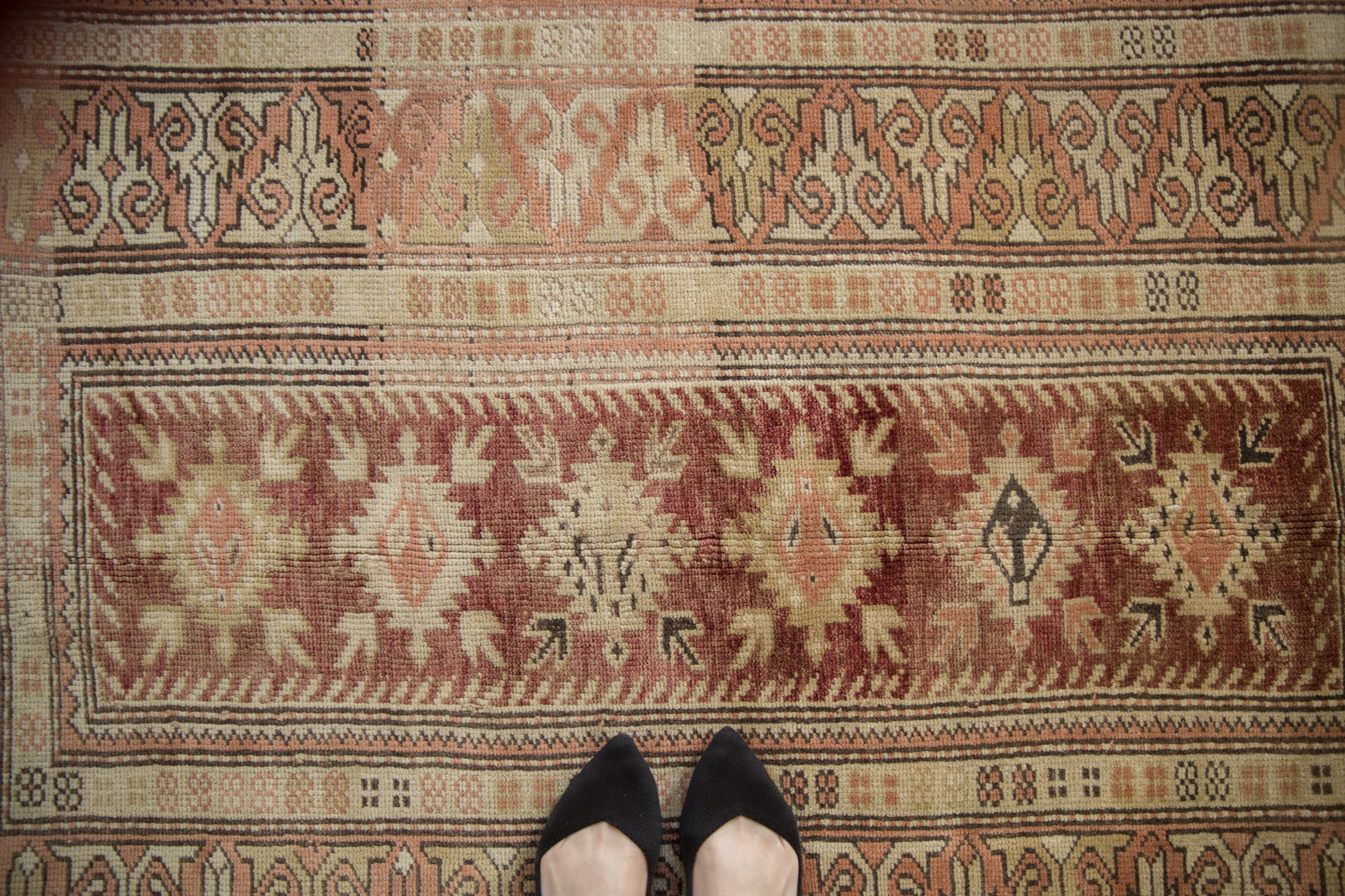 3.5x5 Vintage Distressed Melas Rug // ONH Item ee004481 Image 1