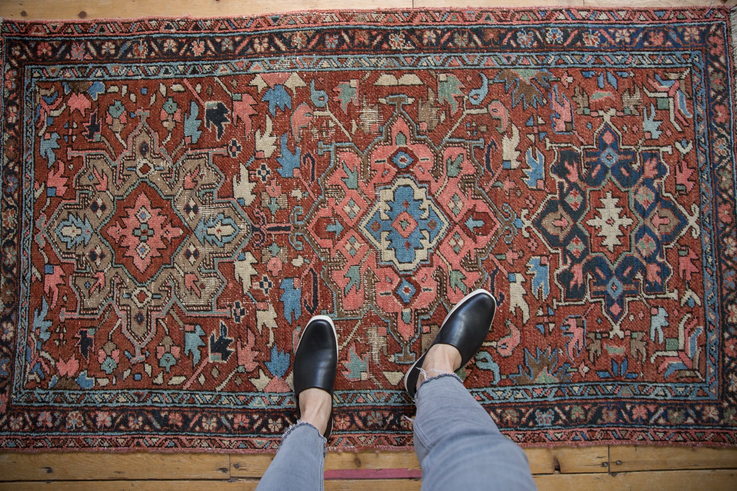 3x5.5 Vintage Heriz Rug // ONH Item ee004497 Image 1