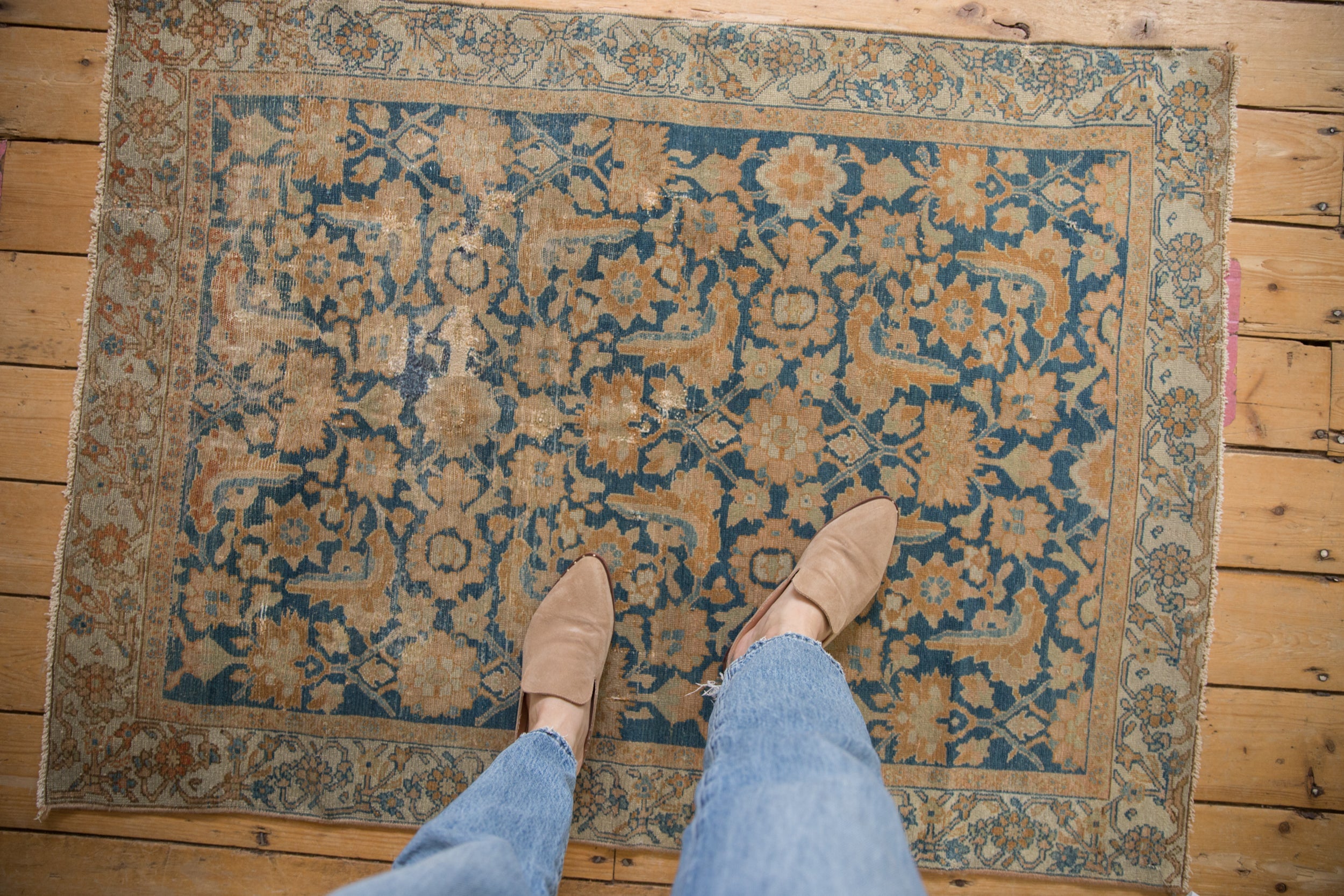 3.5x4.5 Vintage Fine Distressed Malayer Square Rug // ONH Item ee004505 Image 1