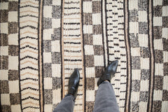 5x8 Vintage Moroccan Carpet // ONH Item ee004521 Image 1