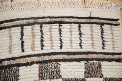 5x8 Vintage Moroccan Carpet // ONH Item ee004521 Image 2